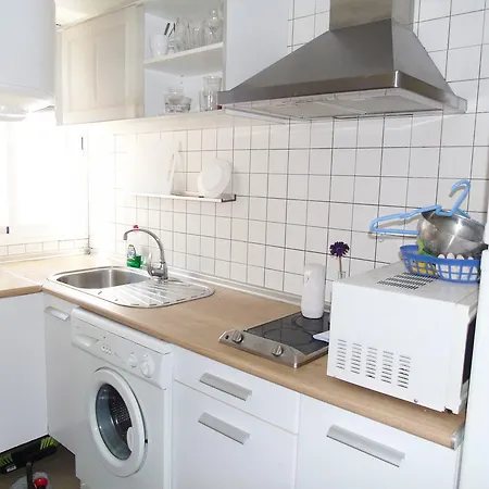 A&n Eduardo Ocon, Center Apartment